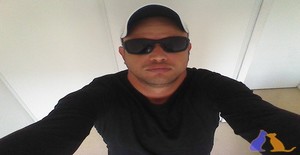 Edinhoweiber 42 years old I am from Drancy/Ile de France, Seeking Dating Friendship with Woman