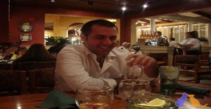 Adolfomartinrio 43 years old I am from Hialeah/Florida, Seeking Dating Friendship with Woman