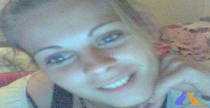 Cristal1985 36 years old I am from Haia/Sul-Holanda, Seeking Dating Friendship with Man
